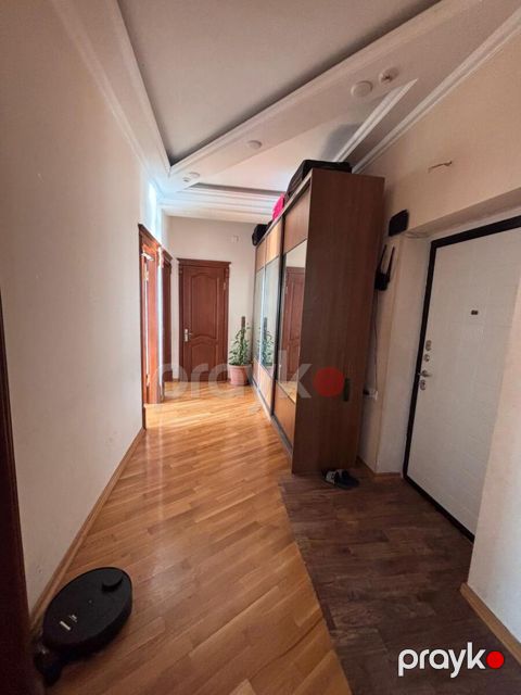 İcarəyə verilir 3 otaqlı yeni tikili 124 m²