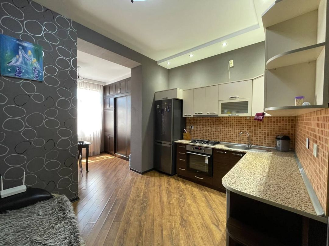 İcarəyə verilir 3 otaqlı köhnə tikili 110 m² — Mənzil, Bakı (8)