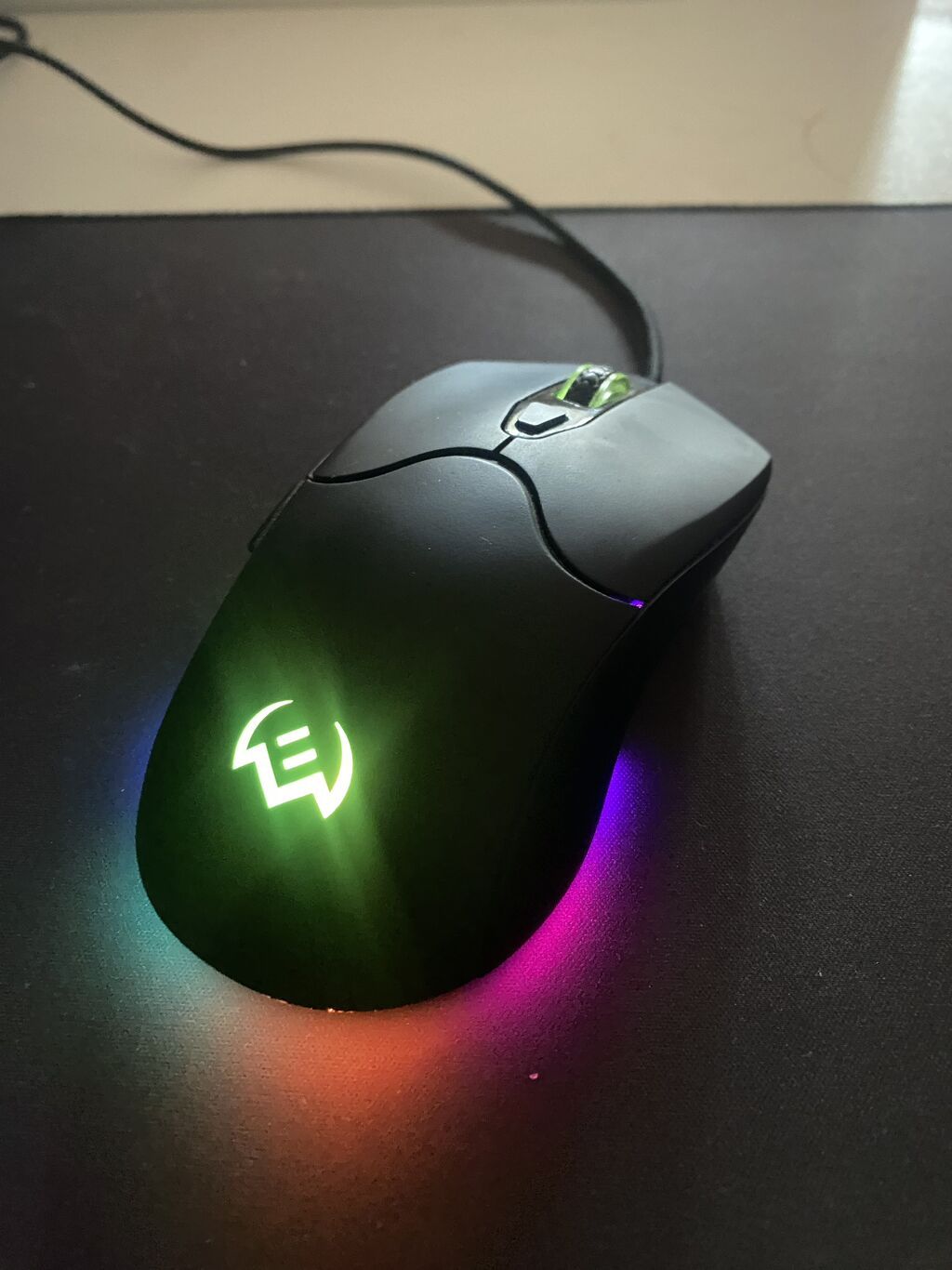 Ela vezuyyetde makrosu rgb modlari oz programi var kompyuterde baha — Klaviaturalar və siçanlar, Bakı (3)