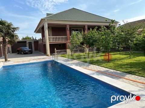 Satılır 4 otaqlı həyət evi/bağ evi 240 m²