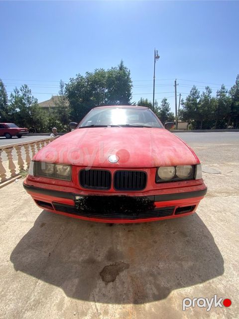 BMW 318, 1.8 L, 1994 il, 205 000 km