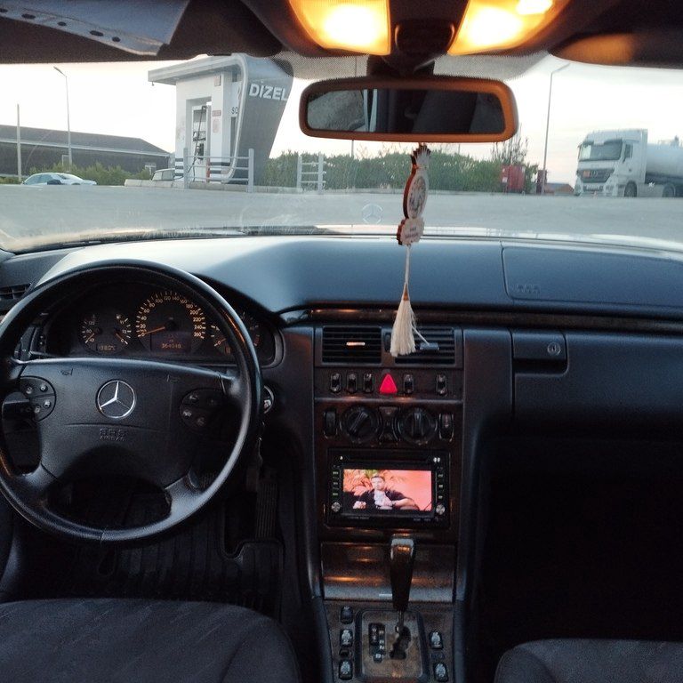 Mercedes E 270, 2.7 L, 1999 il, 384 000 km — Avtomobillər, Bakı (11)