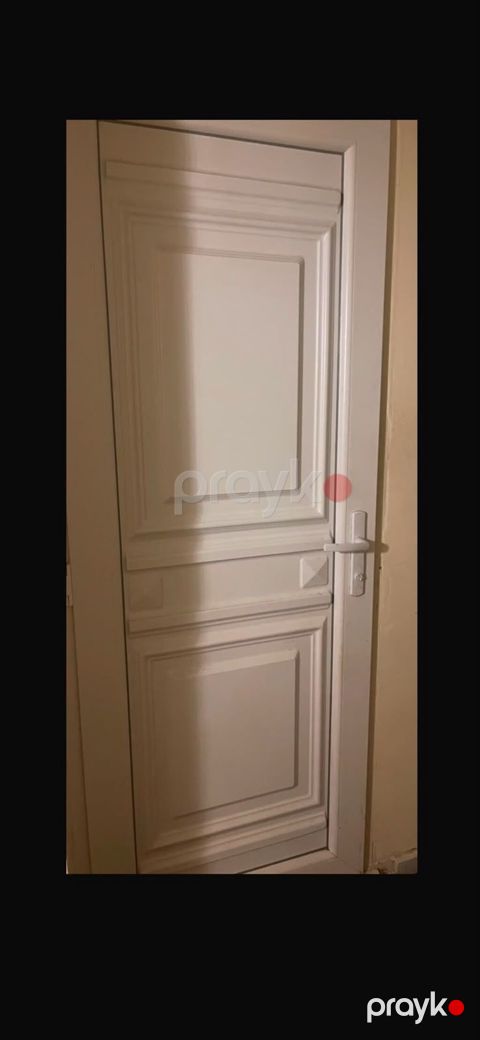 Plastik qapi 1eded 205/80sm 110azn Xetai 0020 leliAğ rəngli interyer — Digah