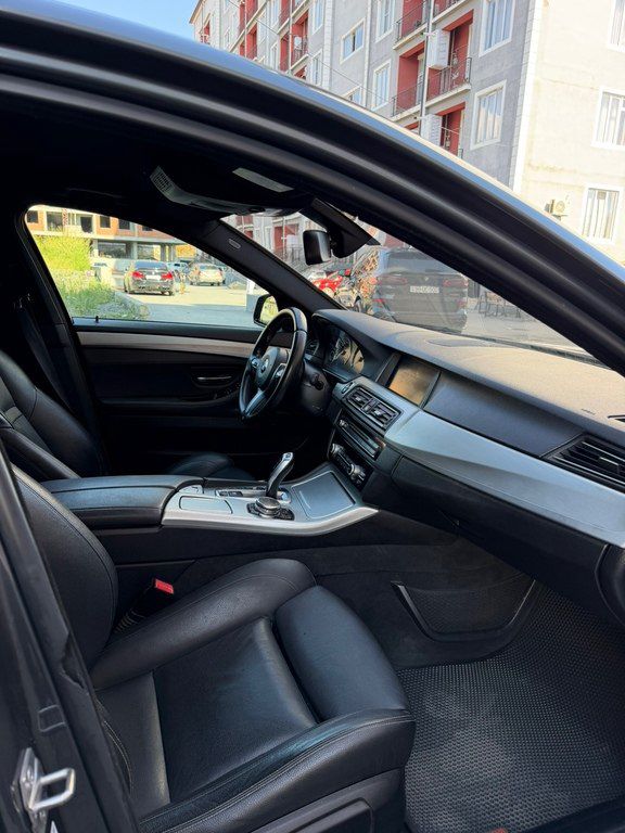 BMW 520d, 2.0 L, 2016 il, 300 000 km — Avtomobillər, Zaqatala (11)