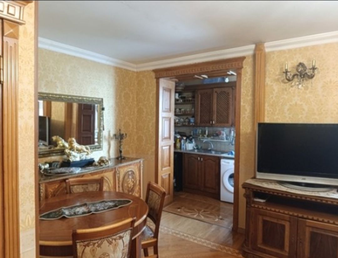 Satılır 2 otaqlı köhnə tikili 65 m² — Mənzil, Bakı (2)