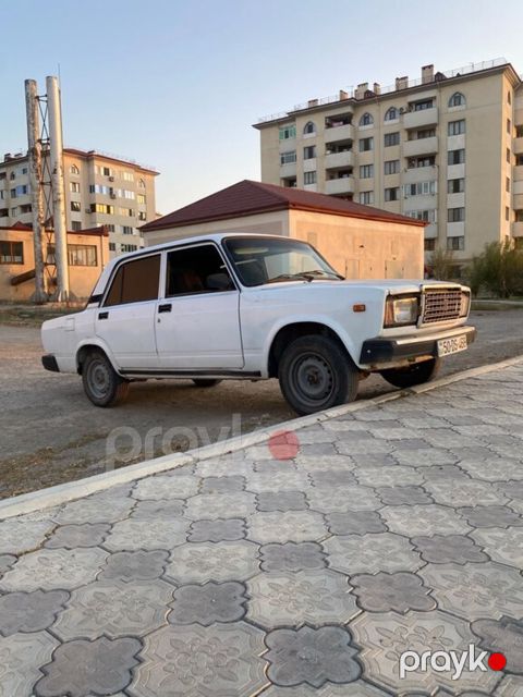 Lada (VAZ) 2107, 1.6 L, 2004 il, 300 000 km — Sumqayıt