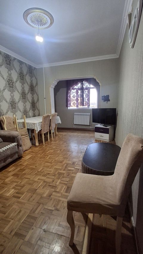 İcarəyə verilir 2 otaqlı köhnə tikili 50 m² — Bakı