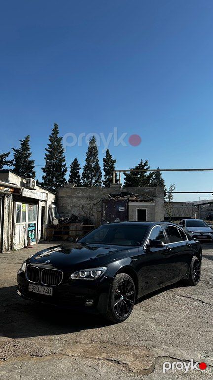 BMW 740, 3.0 L, 2014 il, 306 000 km