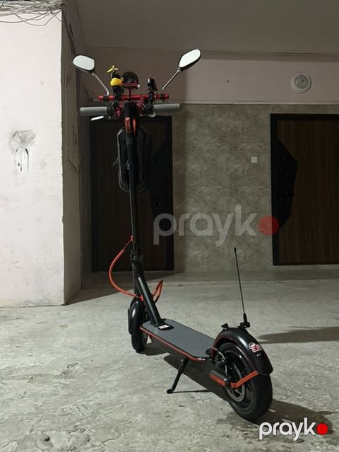 İşlənmiş Elektrik samokat 6", 251 - 350 Vt, 26 - 35 km/s, Ödənişli çatdırılma — Bakı