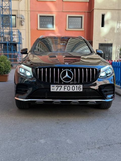 Mercedes GLC 300 4MATIC, 2.0 L, 2018 il, 95 000 km — Bakı