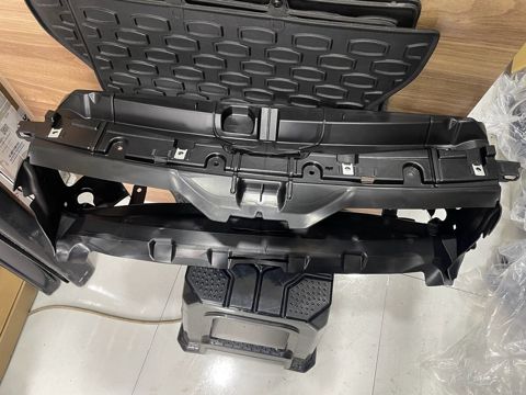 "BMW F30" üst jalüzü — Bakı