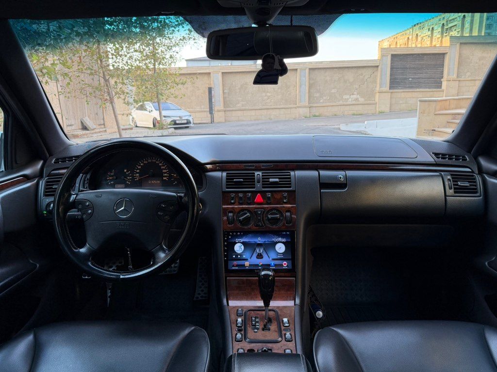 Mercedes E 270, 2.7 L, 2001 il, 400 000 km — Avtomobillər, Bakı (9)