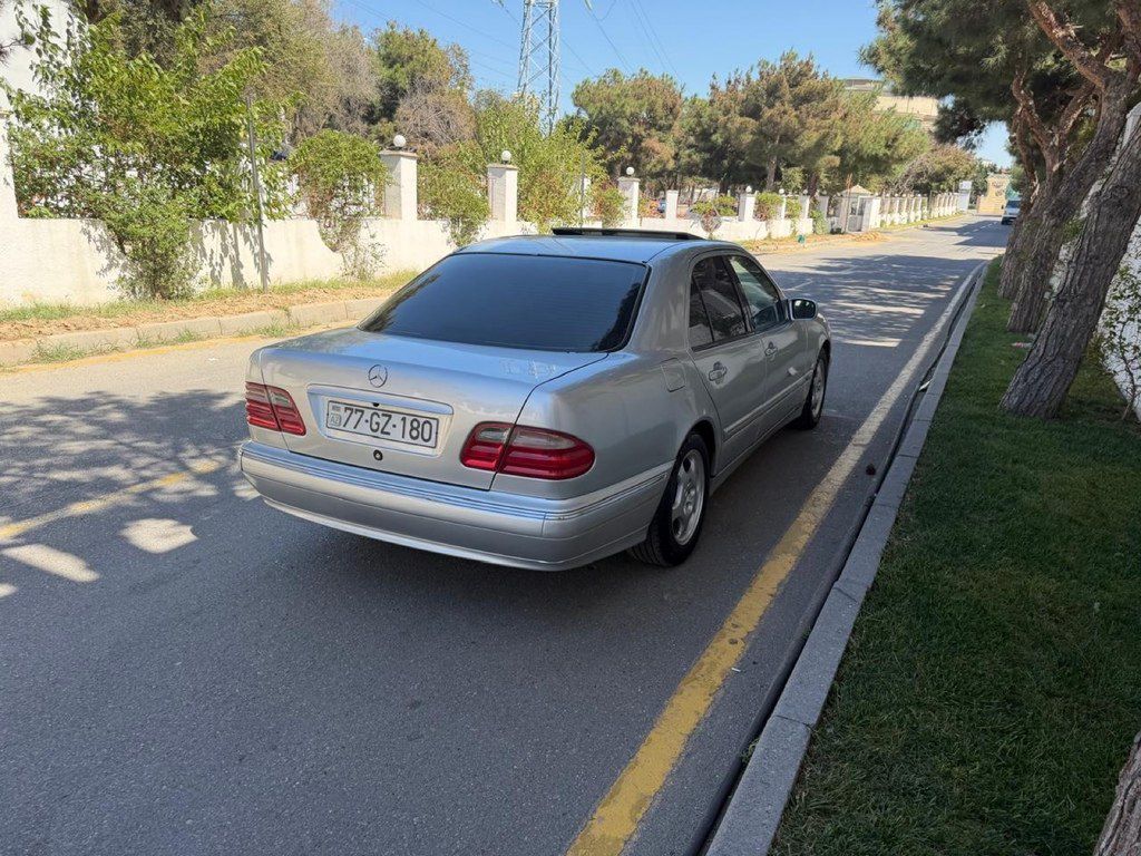 Mercedes E 240, 2.6 L, 2000 il, 350 000 km — Avtomobillər, Bakı (2)
