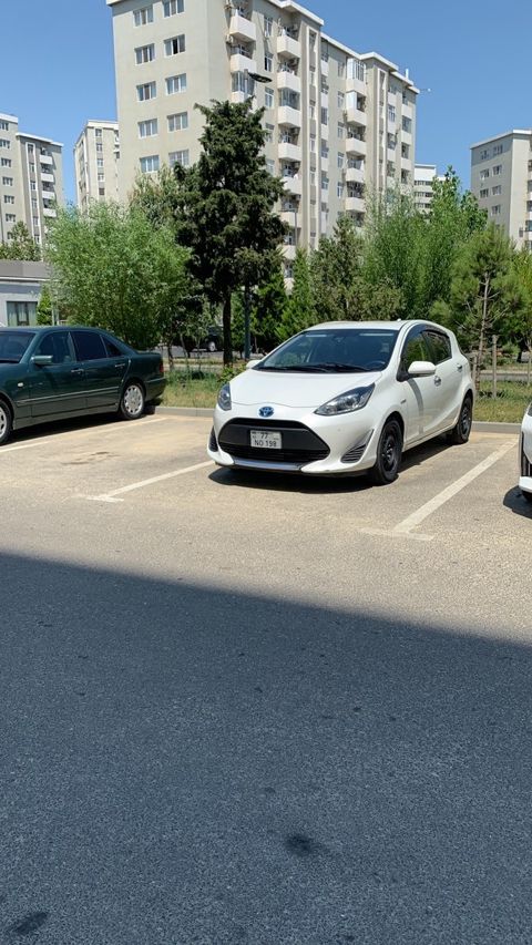 Avtomobil icarəsi — Bakı