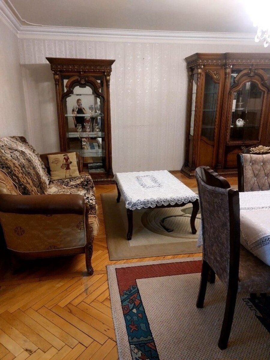 Satılır 4 otaqlı köhnə tikili 85 m² — Mənzil, Bakı (2)