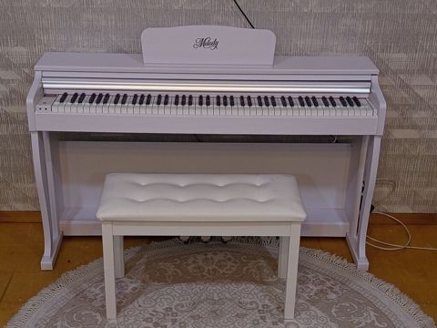 Rəng: ağ Brend/model: Melody (rəfli akustik kabinet dizaynı) Növ — Bakı