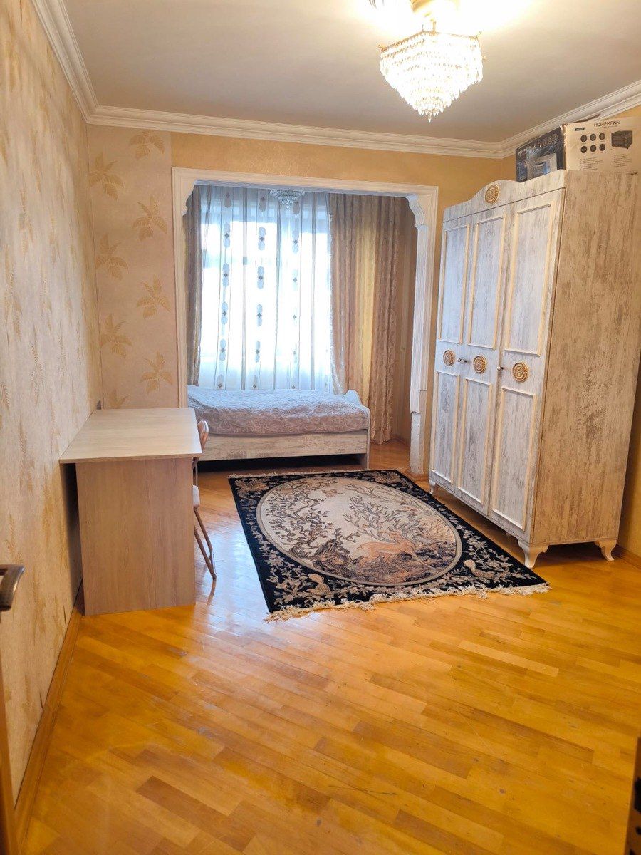 Satılır 5 otaqlı köhnə tikili 120 m² — Mənzil, Bakı (3)