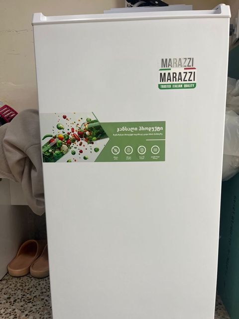 Marazzi soyuducu 170 manat. Az işlənib.Hündürü 84 eni 44 Az işlənib — Bakı