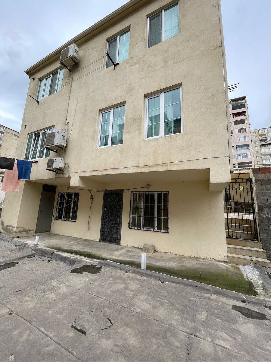 Həyət evi kirayə verilir, Yeni Yasamal qəs — Ev, villa, Bakı (2)