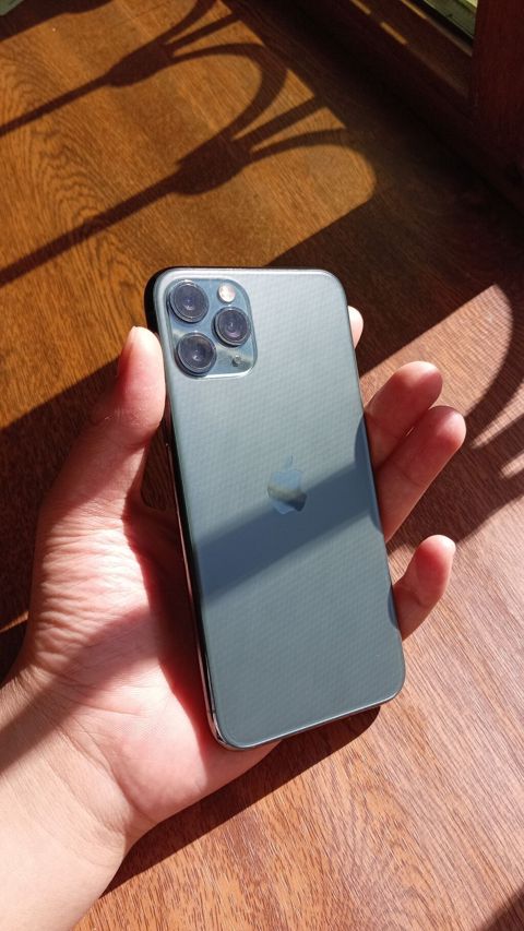 IPhone 11 Pro, 64 GB, Matte Midnight Green, Simsiz şarj — Xırdalan