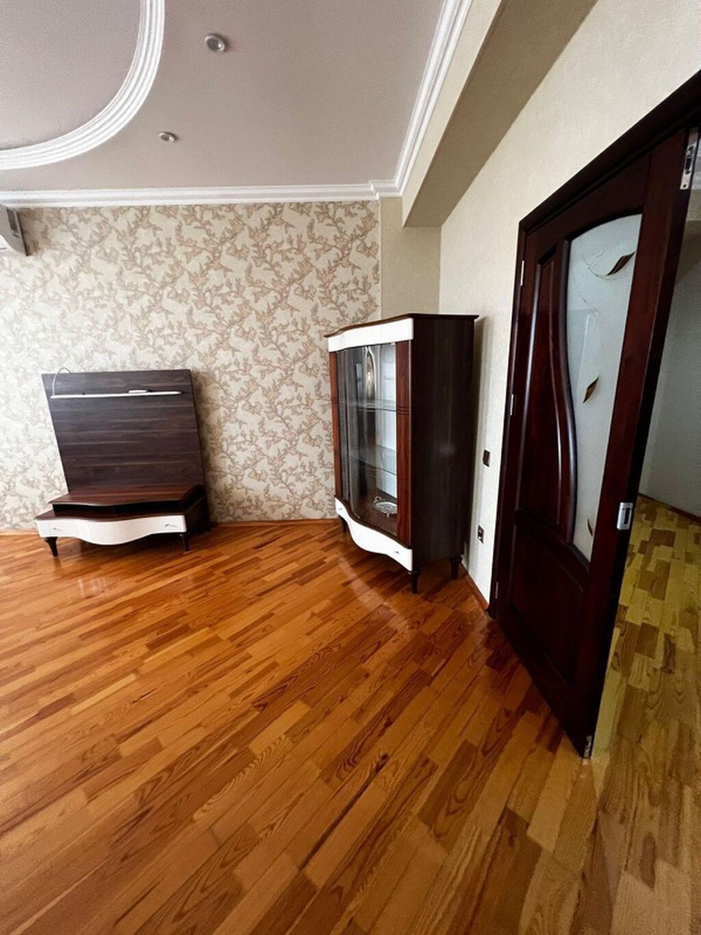2 otaqlı, 106 kv. m — Mənzil, Bakı (4)