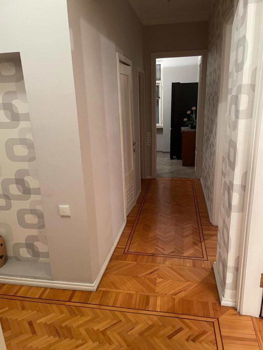 Satılır 3 otaqlı köhnə tikili 90 m² — Mənzil, Bakı (8)