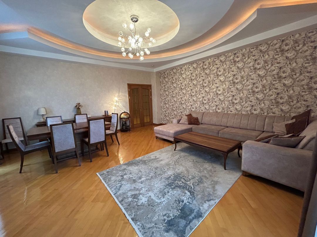 Satılır 4 otaqlı yeni tikili 175 m² — Mənzil, Bakı (3)