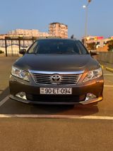 Toyota Camry, 2.5 L, 2014 il, 241 000 km — Avtomobil