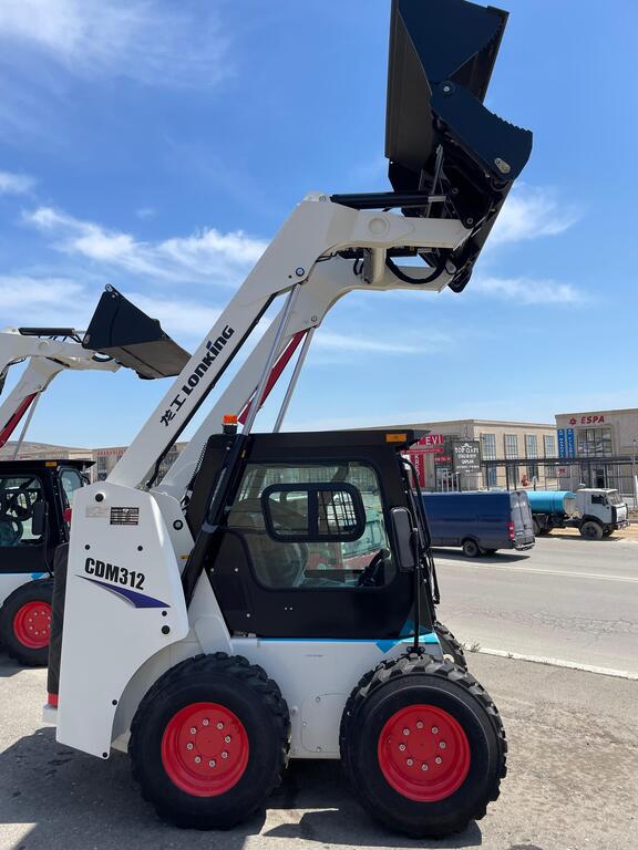 Mini-yükləyici "Lonking", 2025 il — İnşaat texnikası, Bakı (9)