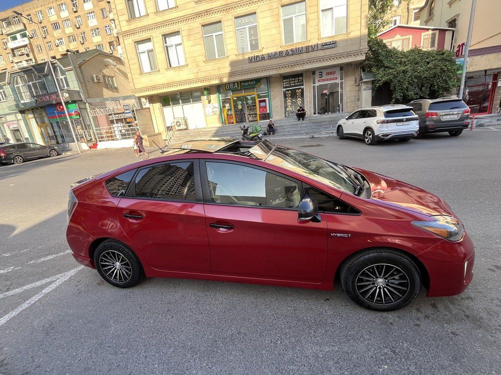 Toyota Prius, 1.8 L, 1.3 kWh, 2011 il, 250 856 km — Avtomobillər, Bakı (4)