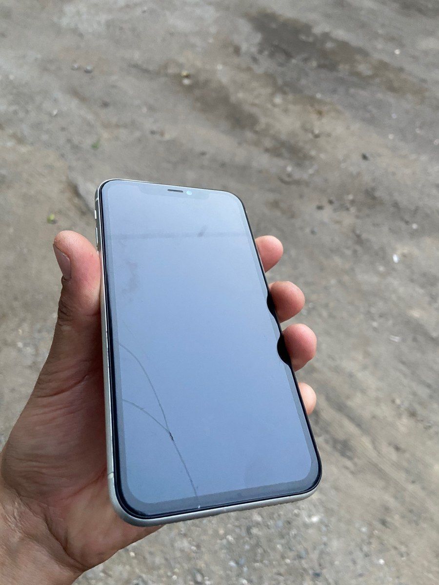 Apple iPhone 11 White 64GB/4GB — Smartfonlar, Bakı (9)