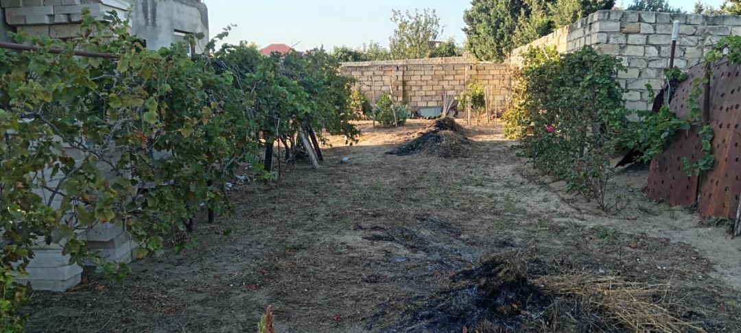 Bağ evi, Novxanı qəs — Ev, villa, Bakı (10)