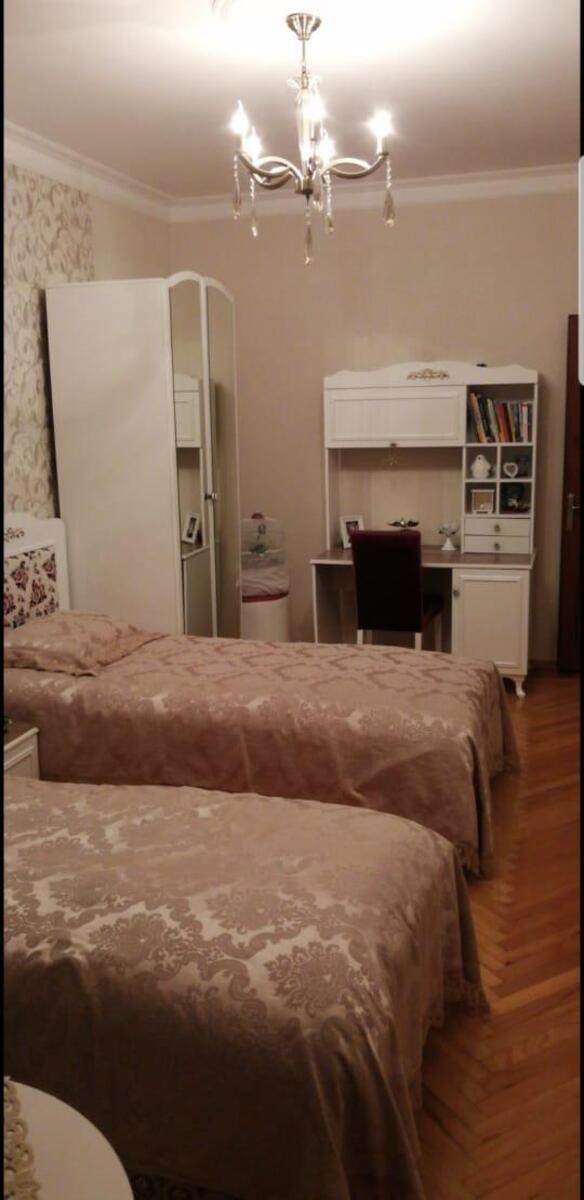 Satılır 4 otaqlı köhnə tikili 110 m² — Mənzil, Bakı (8)
