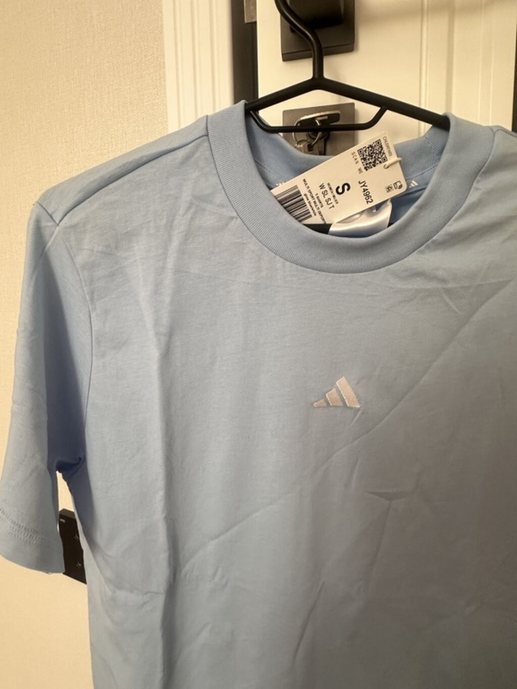 Original yeni Adidas T-shirt. S olchu. Məhsul: Açıq mavi qadın — Futbolka və polo, Bakı (6)