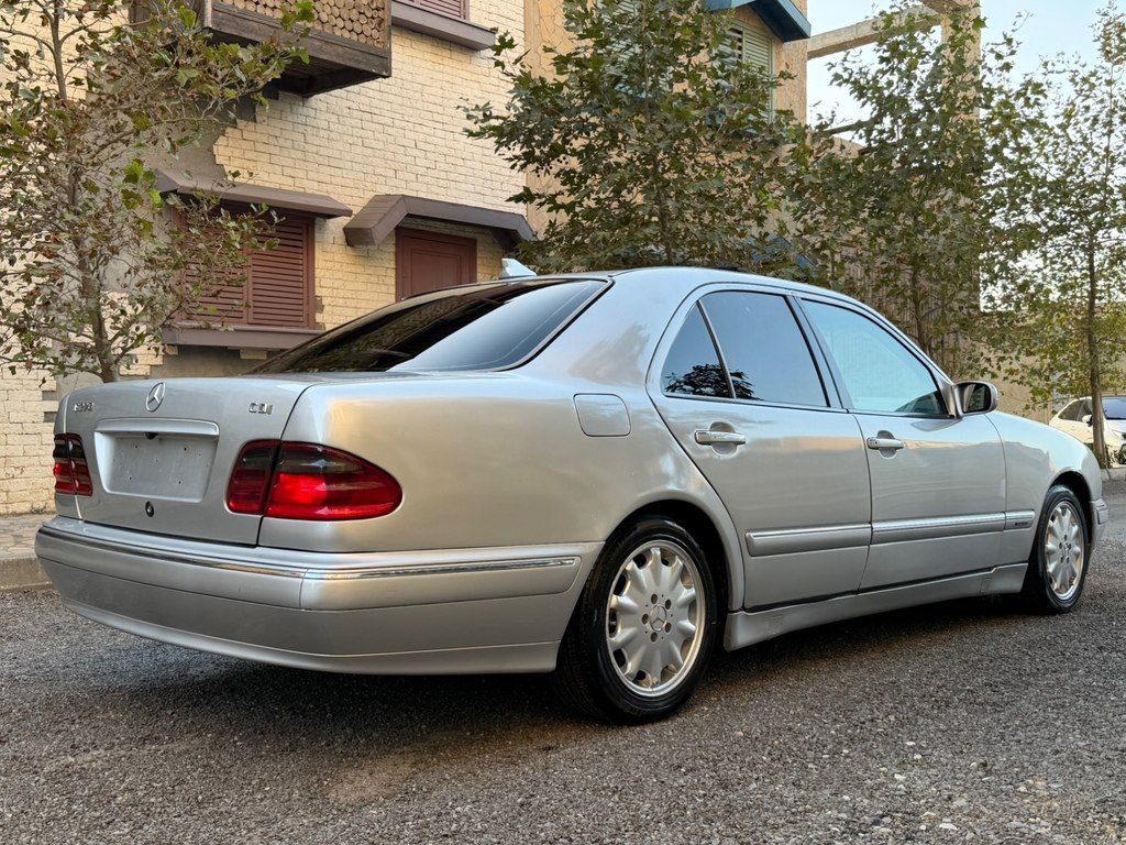 Mercedes E 270, 2.7 L, 2001 il, 400 000 km — Avtomobillər, Bakı (6)