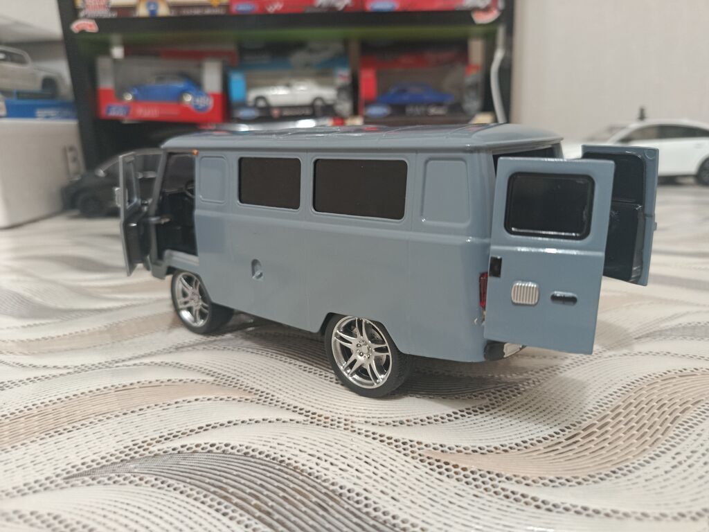 Metal die-cast modell avtomobil – UAZ tipli mikroavtobus (miqyas — Modellar, Bakı (6)