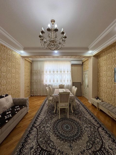 Satılır 2 otaqlı yeni tikili 65 m²