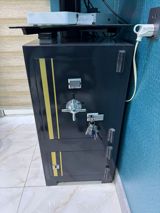Seyf 800 Azn Ünvan:Baki şəh.,təbriz küçəsi 0717 zeyno Metal seyf — Сейфы