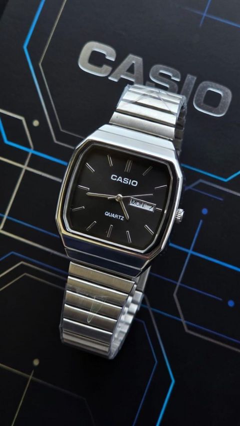 Casıo klassik kvarç qol saatı - Dizayn: Retro üslubda, çoxkənarlı — Qol saatları