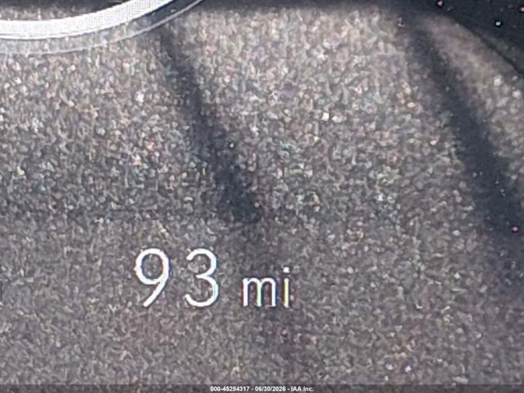 Mercedes E 350, 2.0 L, 2026 il, yeni — Avtomobillər (12)