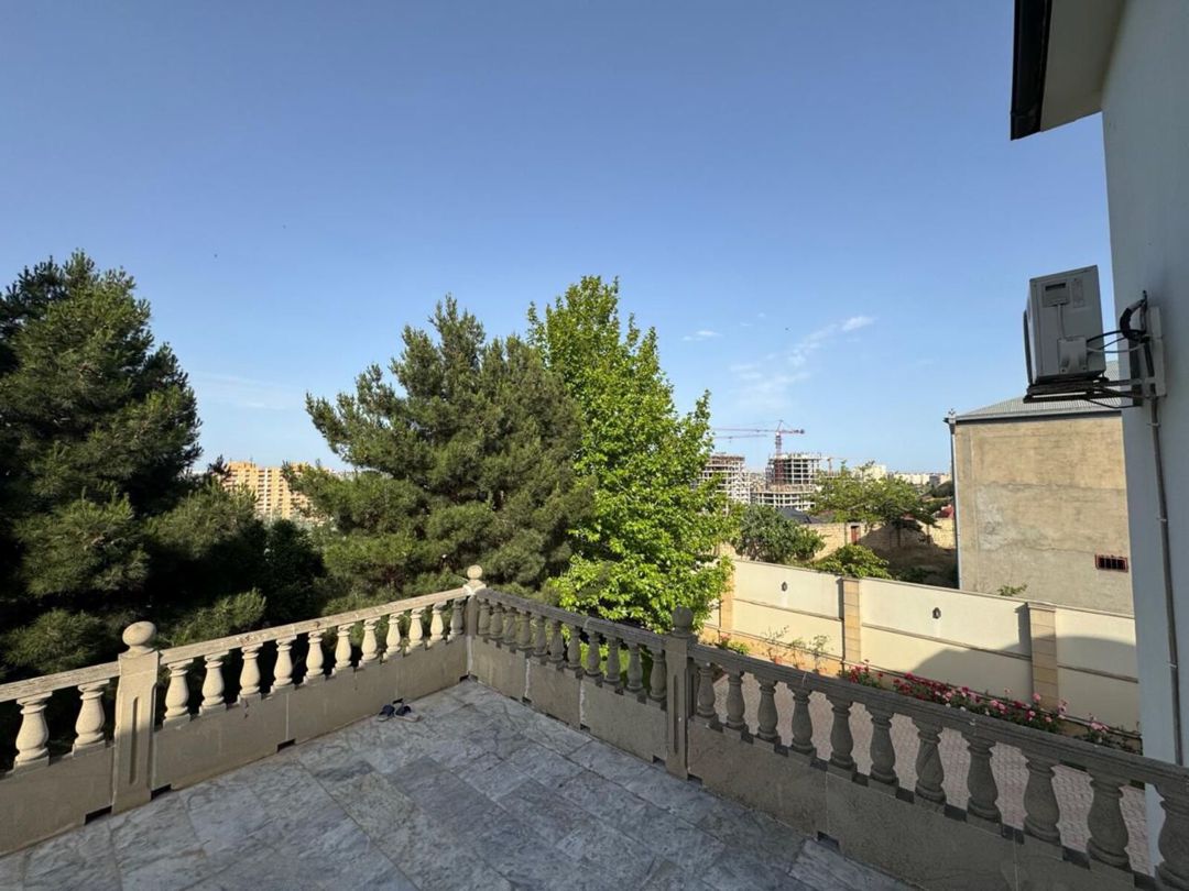 Satılır 6 otaqlı həyət evi/bağ evi 450 m² — Ev, villa, Bakı (10)