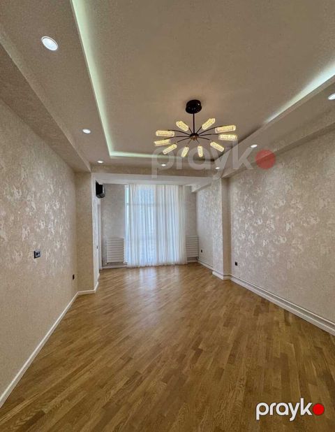 Satılır 2 otaqlı yeni tikili 70 m²
