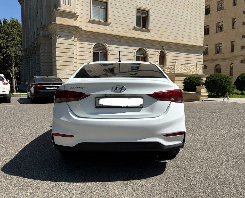 Hyundai Accent, 1.4 L, 2018 il, 104 000 km — Avtomobillər, Bakı (7)