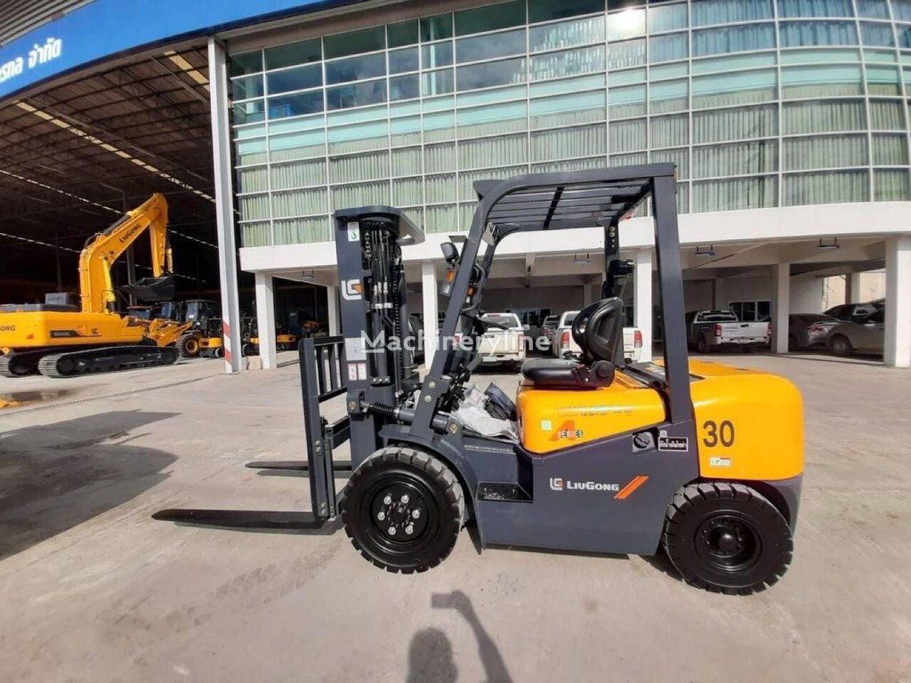 Çəngəlli yükləyici icarəsi — Avtomobil icarəsi, Bakı (2)
