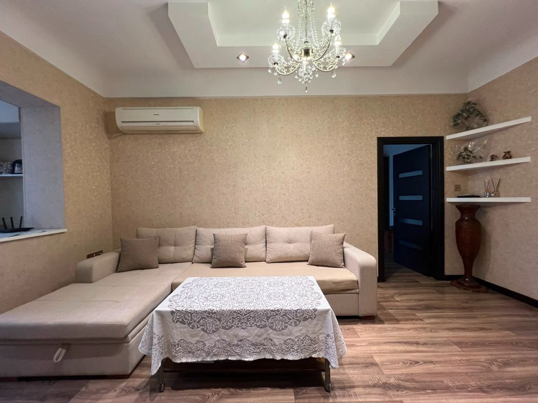Satılır 4 otaqlı köhnə tikili 90 m² — Mənzil, Bakı (5)