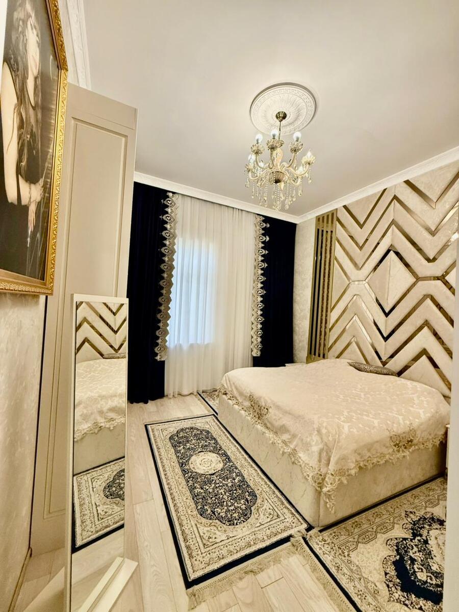 Satılır 5 otaqlı həyət evi/bağ evi 200 m² — Ev, villa, Bakı (11)
