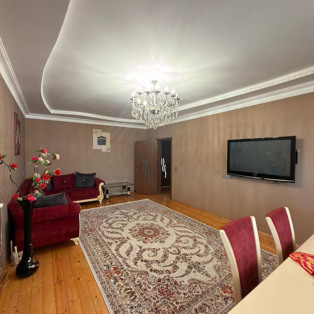 Satılır 5 otaqlı həyət evi/bağ evi 240 m² — Ev, villa, Bakı (9)