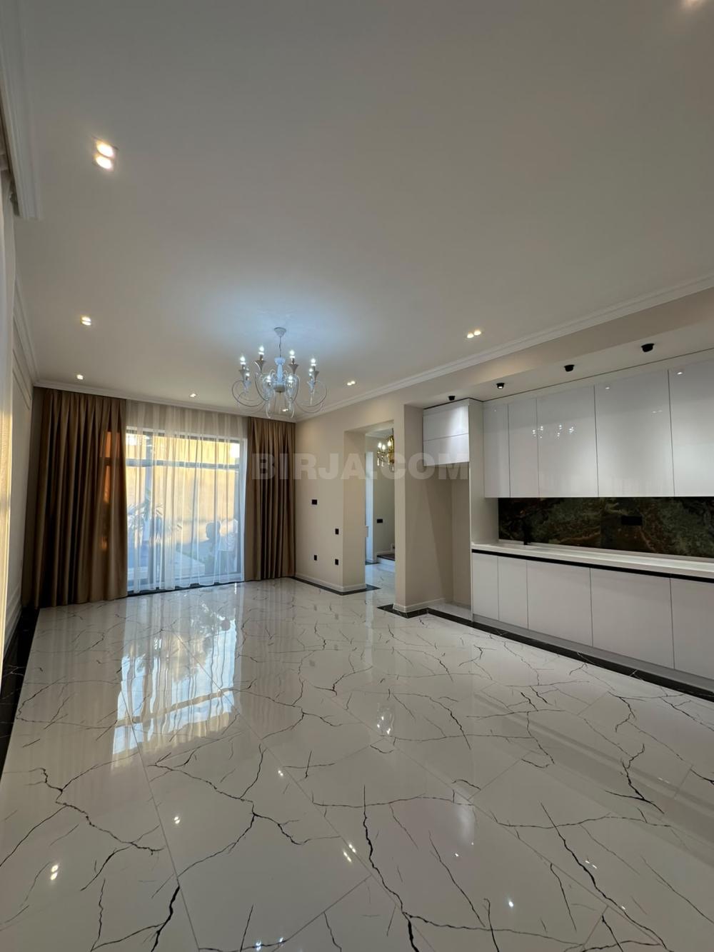 Mərdəkanda bağ evi satılır — Ev, villa (10)