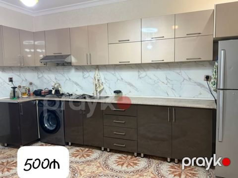 Mətbəx mebeli satilir Olcu 4.50 Demek olarki yendi Üzərində qaz moyka — Bakı