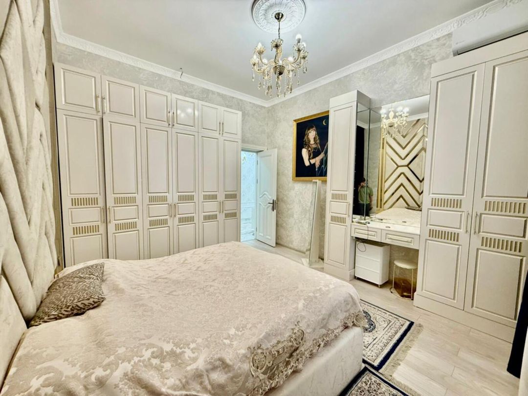 Satılır 5 otaqlı həyət evi/bağ evi 200 m² — Ev, villa, Bakı (12)
